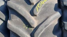 1042 E