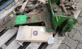 3676_1 pick up hitch JD (3)