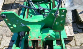 3657_1 JD pickup hitch