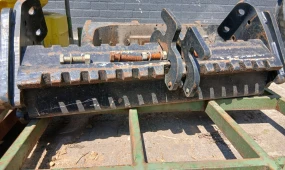 3723_1 OFCO bracket w hooks