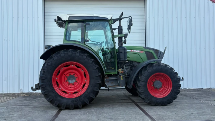 26653_2 Fendt 211V TMS