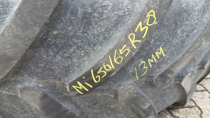 2055_3 Mi 54065R38 prop 13mm