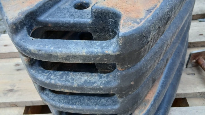 3742_2 Case frontweight