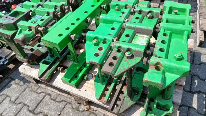 3688_1 JD ladderhitches