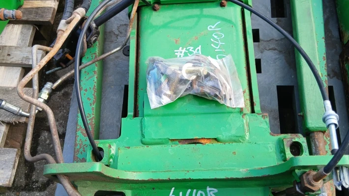 3639_1 john deere puh