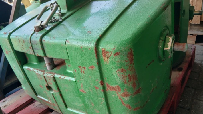 3764_1 JD weightblock 900kg
