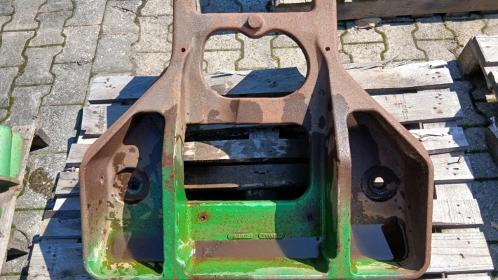 3774_1 frontaxle frame JD8800 serie