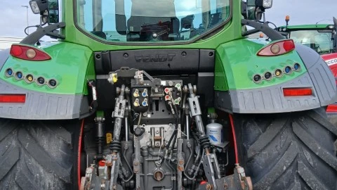 25481_3 Fendt 313