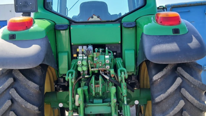 25463_3 JD 6230 FL
