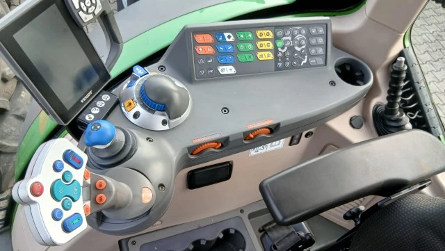 25481_5 Fendt 313