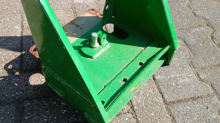 3687_1 jd hitch