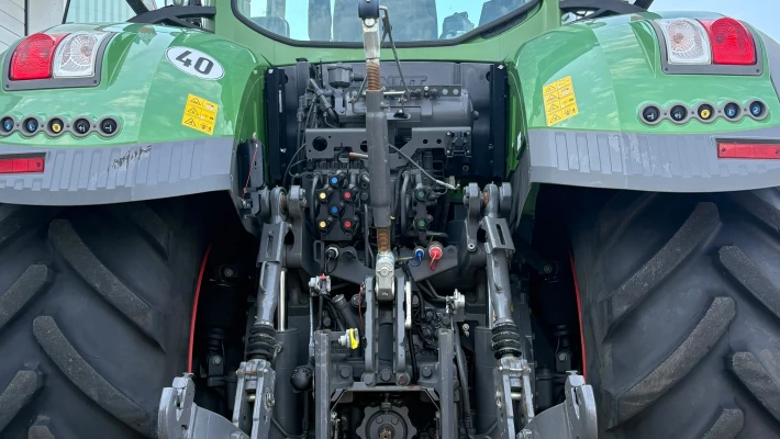 659_3 Fendt 1050